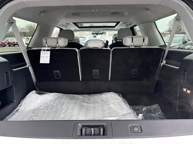 new 2025 Lincoln Navigator car, priced at $123,455