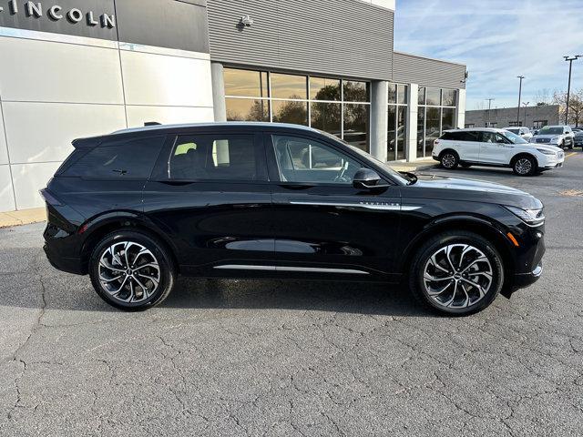 new 2024 Lincoln Nautilus car, priced at $58,220