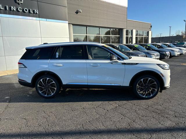 new 2025 Lincoln Aviator car, priced at $74,425