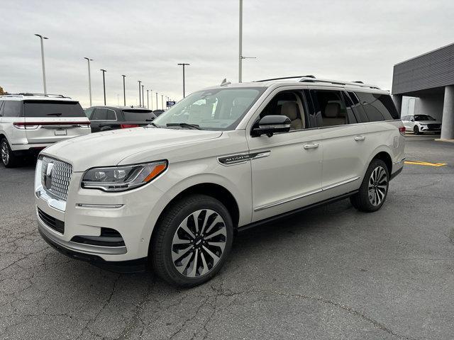 new 2024 Lincoln Navigator car, priced at $107,924