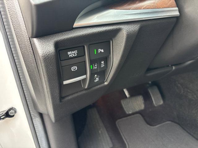 used 2020 Acura MDX car, priced at $32,785