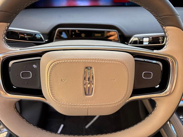 new 2025 Lincoln Nautilus car, priced at $54,735