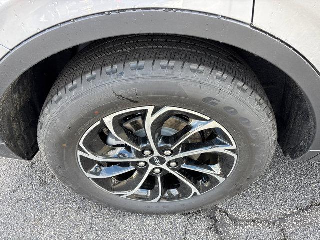 new 2025 Lincoln Nautilus car, priced at $61,268