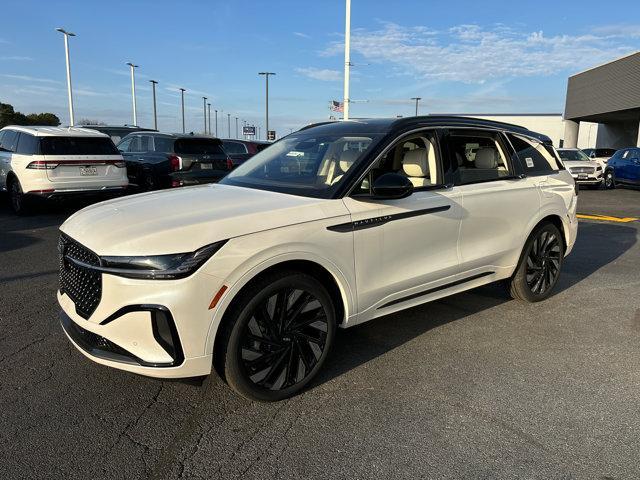 new 2025 Lincoln Nautilus car, priced at $80,690