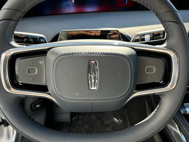 new 2025 Lincoln Nautilus car, priced at $60,821