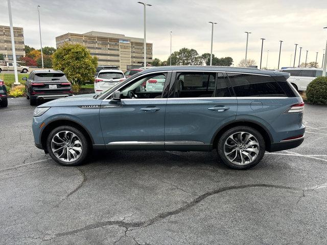 new 2025 Lincoln Aviator car, priced at $73,255