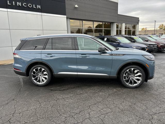 new 2025 Lincoln Aviator car, priced at $73,255