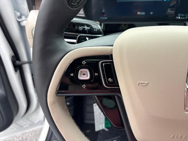 new 2025 Lincoln Corsair car, priced at $58,680