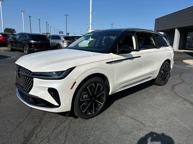 new 2024 Lincoln Nautilus car, priced at $62,736