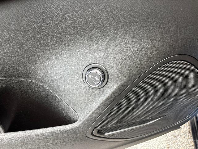 used 2022 Buick Envision car, priced at $23,985