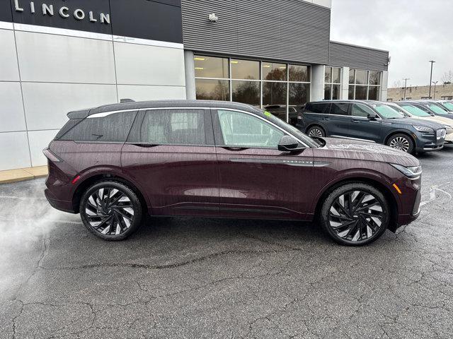 new 2025 Lincoln Nautilus car, priced at $82,790