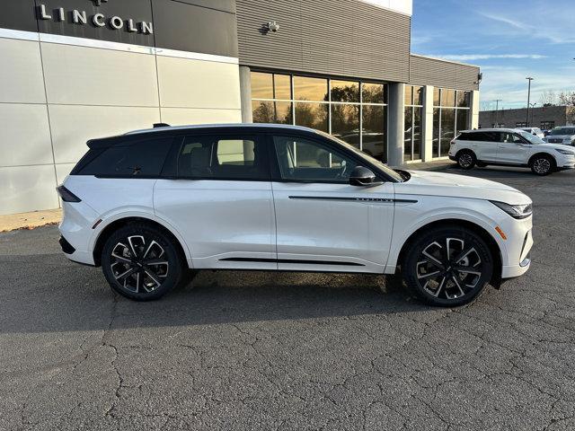 new 2025 Lincoln Nautilus car, priced at $68,955