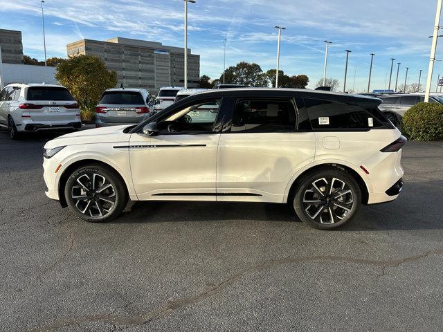 new 2025 Lincoln Nautilus car, priced at $68,955