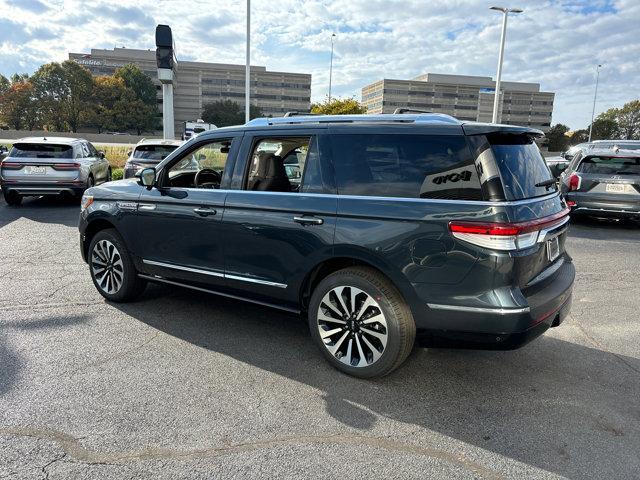 new 2024 Lincoln Navigator car, priced at $105,044