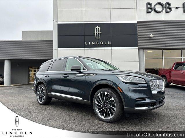 new 2024 Lincoln Aviator car, priced at $68,242