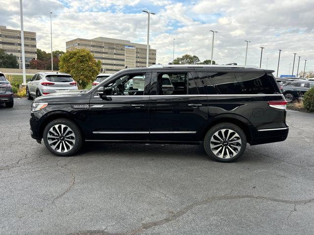 new 2024 Lincoln Navigator car, priced at $111,045