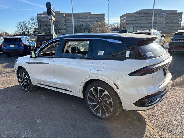 new 2025 Lincoln Nautilus car, priced at $77,395