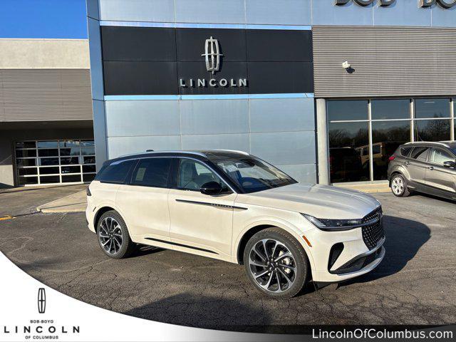 new 2025 Lincoln Nautilus car, priced at $77,395