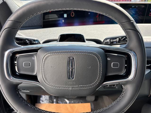 new 2025 Lincoln Navigator car, priced at $110,555