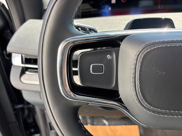 new 2025 Lincoln Navigator car, priced at $110,555