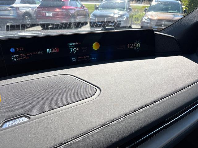 new 2025 Lincoln Navigator car, priced at $110,555