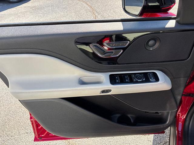 new 2025 Lincoln Aviator car, priced at $72,240