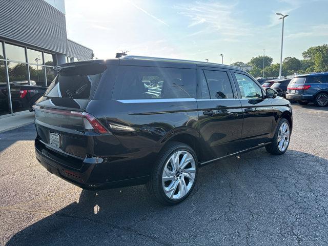new 2025 Lincoln Navigator car, priced at $107,220