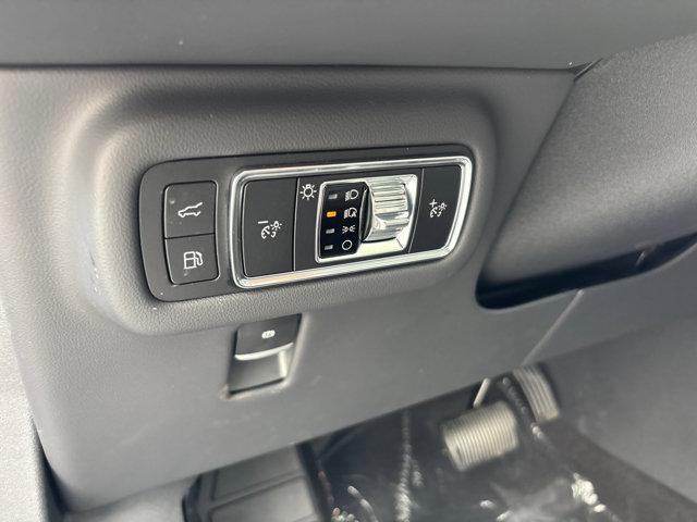 new 2025 Lincoln Nautilus car, priced at $67,944