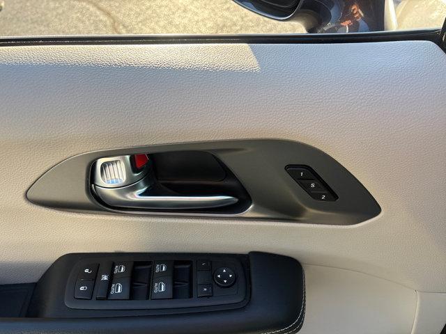used 2022 Chrysler Pacifica car, priced at $17,985