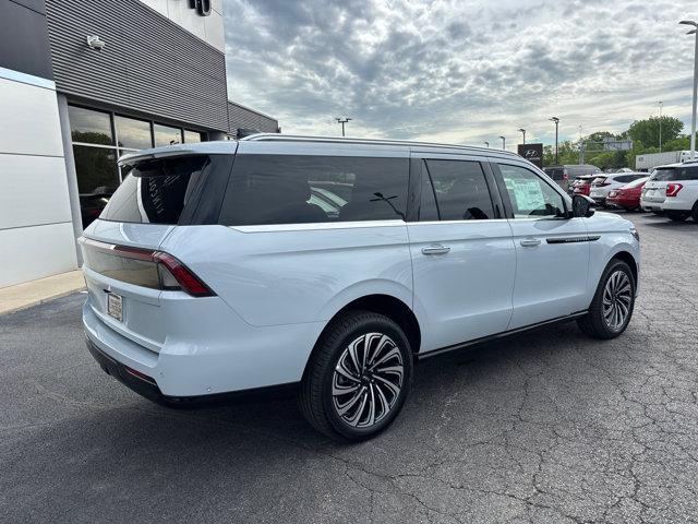 new 2025 Lincoln Navigator car, priced at $122,480