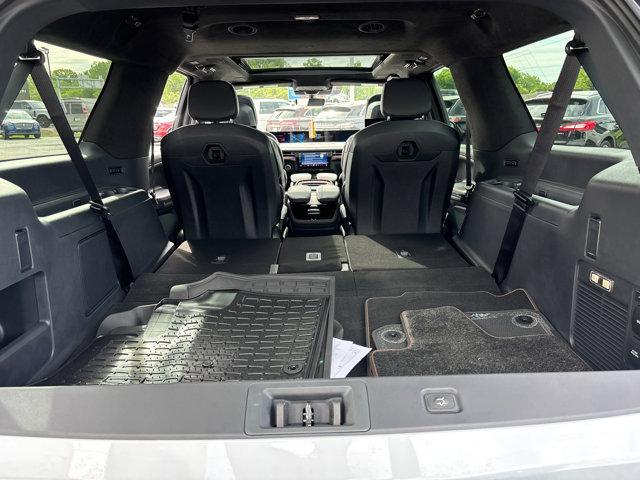 new 2025 Lincoln Navigator car, priced at $122,480