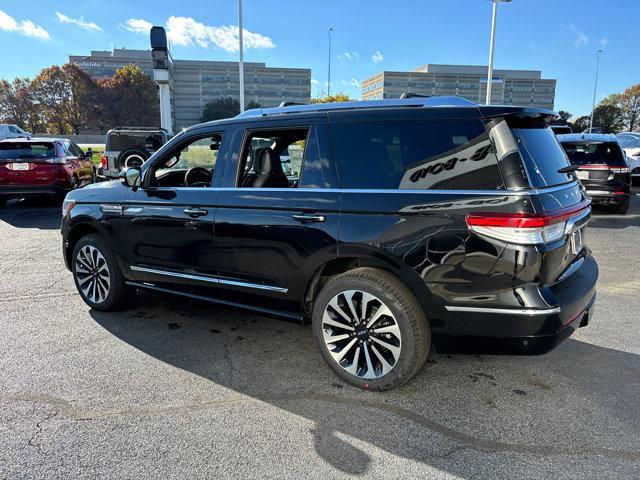 new 2024 Lincoln Navigator car, priced at $100,670