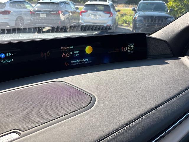 new 2025 Lincoln Navigator car, priced at $110,185