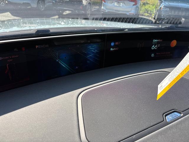 new 2025 Lincoln Navigator car, priced at $110,185