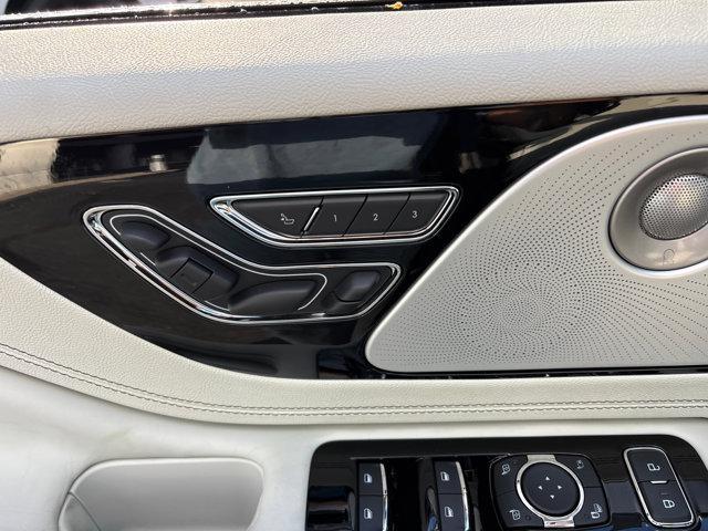 new 2025 Lincoln Aviator car, priced at $88,770