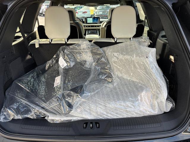 new 2025 Lincoln Aviator car, priced at $88,770