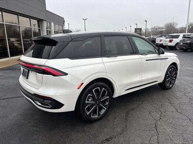 new 2025 Lincoln Nautilus car, priced at $64,205