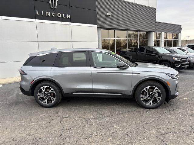 new 2025 Lincoln Nautilus car, priced at $62,270