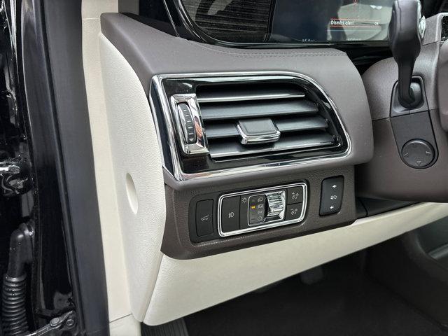 new 2024 Lincoln Navigator car, priced at $119,465