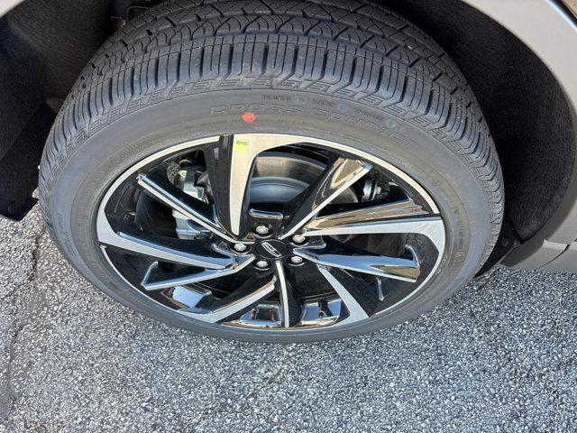 new 2025 Lincoln Corsair car, priced at $51,927