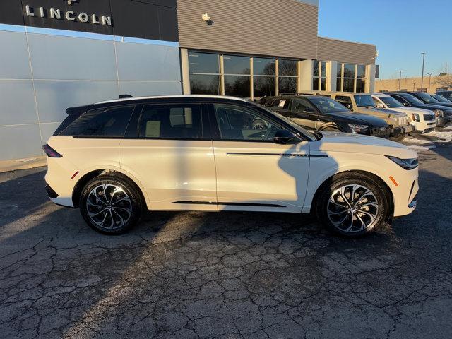 new 2025 Lincoln Nautilus car, priced at $63,455