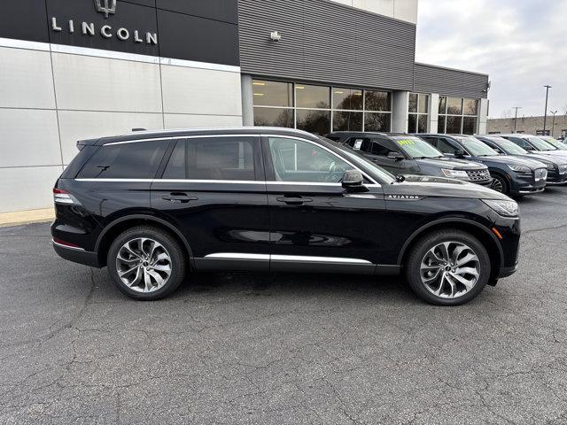 new 2025 Lincoln Aviator car, priced at $72,675