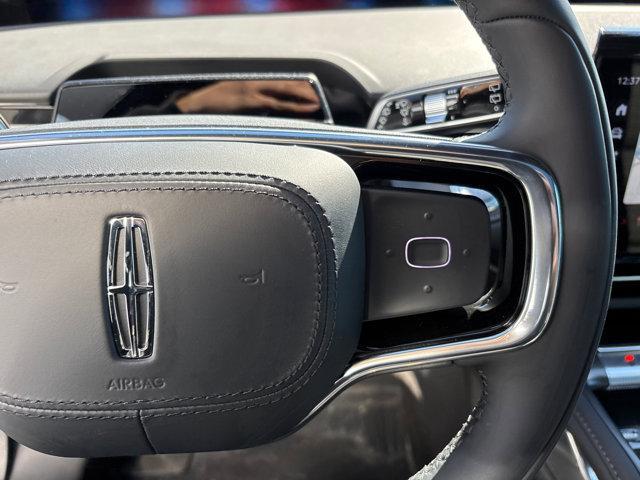 new 2025 Lincoln Nautilus car, priced at $67,705