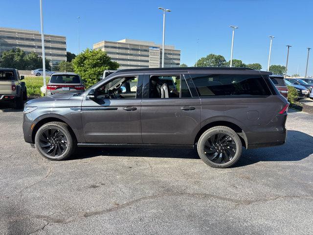 new 2025 Lincoln Navigator car, priced at $113,545