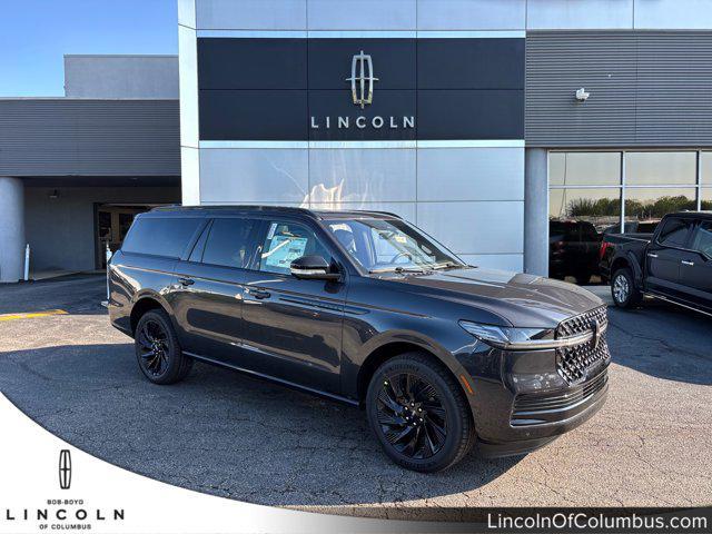 new 2025 Lincoln Navigator car, priced at $113,545