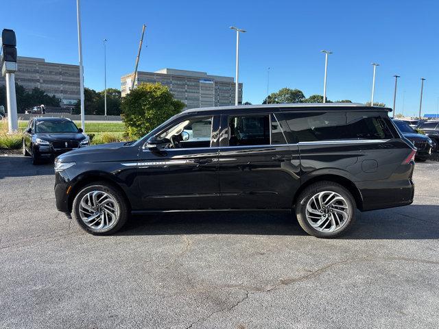 new 2025 Lincoln Navigator car, priced at $106,575