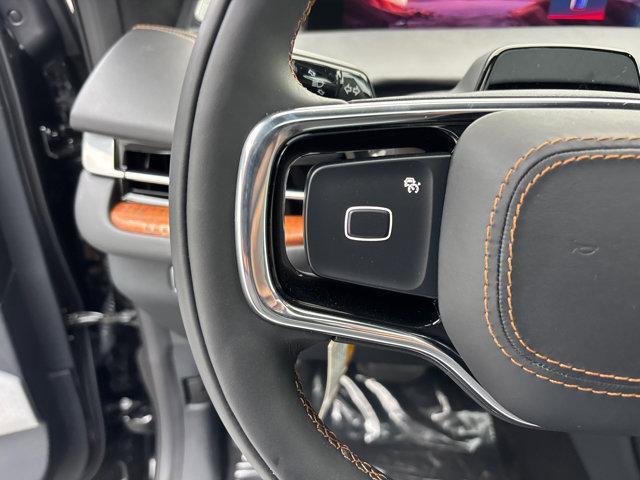 new 2025 Lincoln Navigator car, priced at $119,435