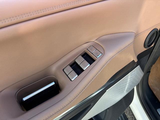new 2025 Lincoln Navigator car, priced at $122,940
