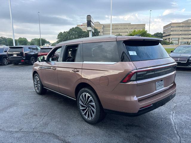 new 2025 Lincoln Navigator car, priced at $121,805