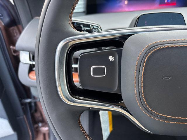 new 2025 Lincoln Navigator car, priced at $121,805